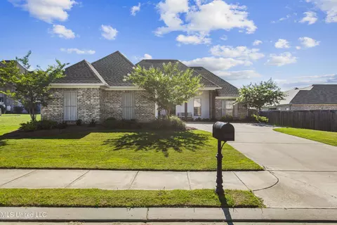732 Glenwild Dr, Canton, MS 39046