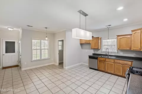 7255 Corner Stone Dr, Olive Branch, MS 38654 photo 8