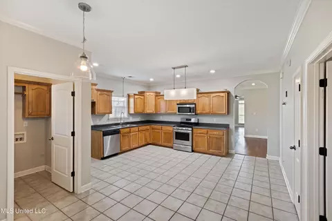 7255 Corner Stone Dr, Olive Branch, MS 38654 photo 10