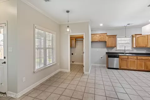 7255 Corner Stone Dr, Olive Branch, MS 38654 photo 11