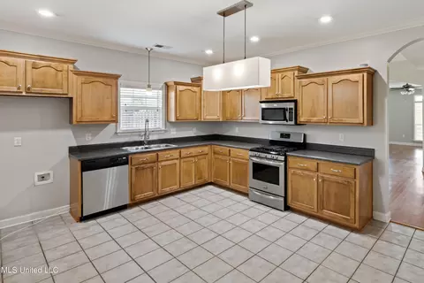 7255 Corner Stone Dr, Olive Branch, MS 38654 photo 9