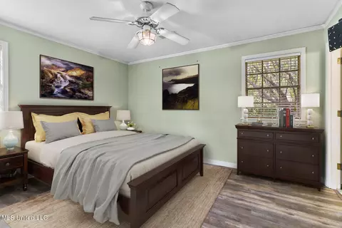 Bedroom - 1383 Riverwood Dr, Jackson, MS 39211 photo 4 of 4
