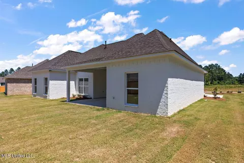 Exterior - 112 Springs Xing, Madison, MS 39110 photo 4 of 8