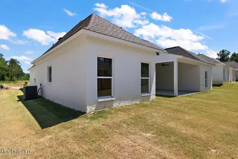Exterior - 112 Springs Xing, Madison, MS 39110 photo 5 of 8