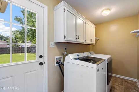 1393 N Pendulum Dr, Hernando, MS 38632 photo 15