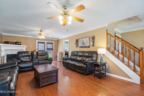 1393 N Pendulum Dr, Hernando, MS 38632 photo 9