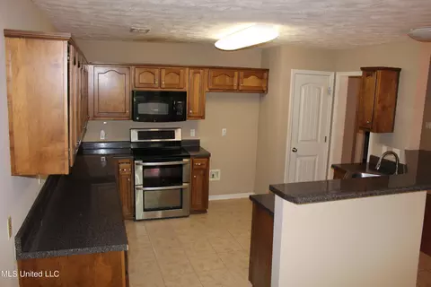 2792 Tulane Rd, Nesbit, MS 38651 photo 9