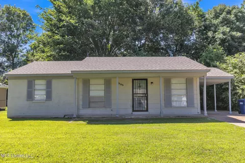 6595 Birchfield Cir, Horn Lake, MS 38637