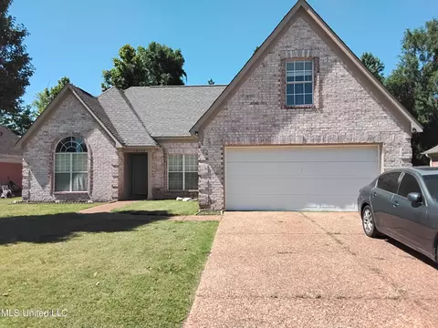 10594 Wyckford Dr, Olive Branch, MS 38654