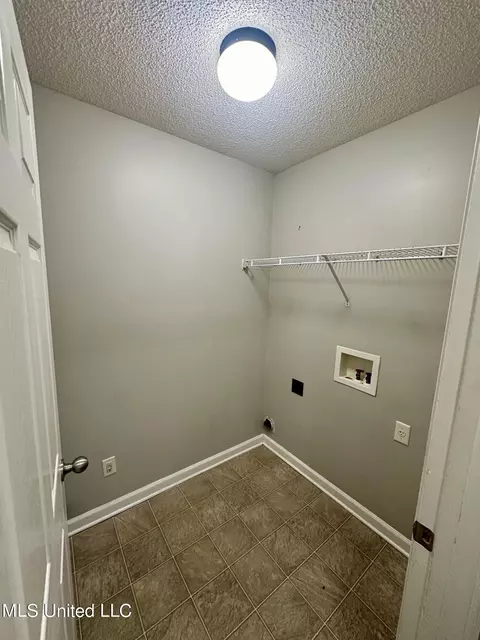 Other - 5673 E Bedford Loop, Southaven, MS 38672 photo 1 of 2