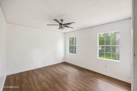 Bedroom - 113 Lakeshore Rd, Jackson, MS 39212 photo 1 of 3