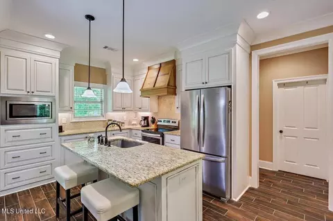 Kitchen - 136 Jims Rd, Lena, MS 39094 photo 1 of 3