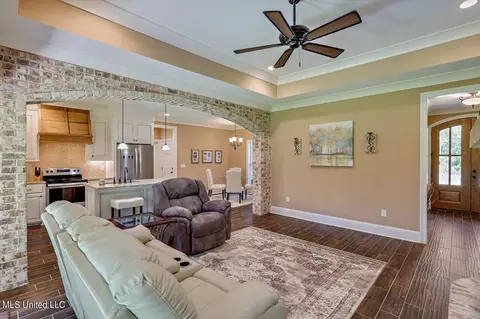 Living - 136 Jims Rd, Lena, MS 39094 photo 3 of 3