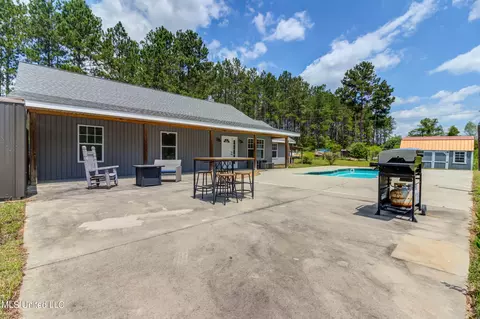 Exterior - 10552 Hunt Rd, Vancleave, MS 39565 photo 7 of 11