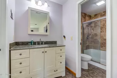 Bath - 10552 Hunt Rd, Vancleave, MS 39565 photo 2 of 3