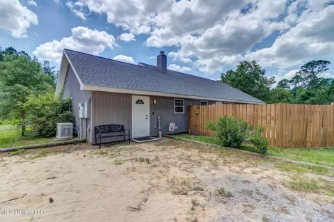 Exterior - 10552 Hunt Rd, Vancleave, MS 39565 photo 4 of 11