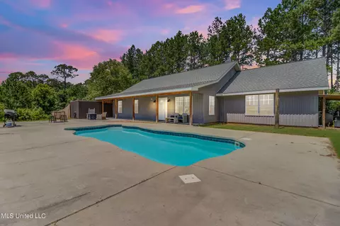 Exterior - 10552 Hunt Rd, Vancleave, MS 39565 photo 2 of 11