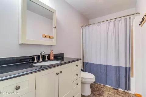 Bath - 10552 Hunt Rd, Vancleave, MS 39565 photo 1 of 3