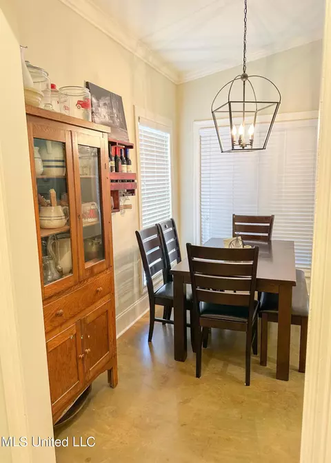 Dining - 237 Allenwood Dr, Canton, MS 39046 photo 1 of 1