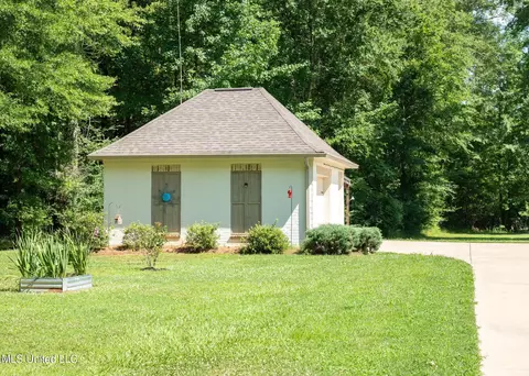 Exterior - 237 Allenwood Dr, Canton, MS 39046 photo 5 of 18