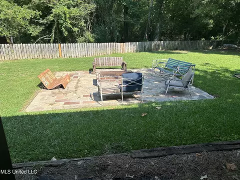 Exterior - 5169 Terry Rd, Jackson, MS 39212 photo 1 of 10