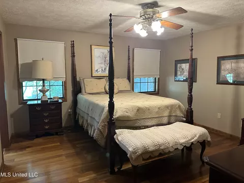 Bedroom - 5169 Terry Rd, Jackson, MS 39212 photo 3 of 3