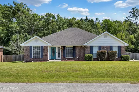 11238 Peyton Dr, Gulfport, MS 39503