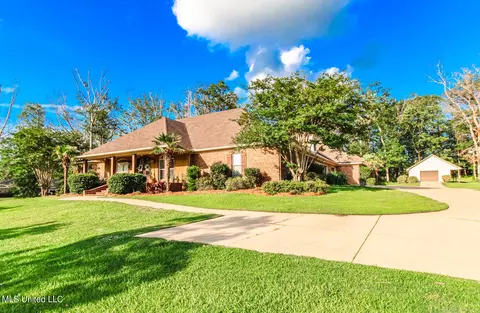 129 Virginia Valley Dr, Brandon, MS 39047