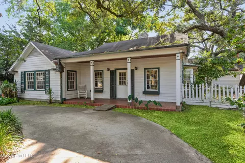 120 Balmoral Ave, Biloxi, MS 39531
