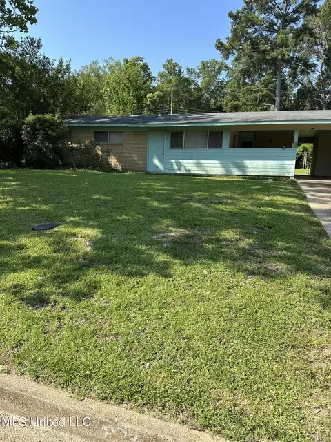277 Sun Dr, Jackson, MS 39211