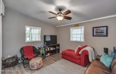 3965 Berkley Dr, Jackson, MS 39211 photo 32