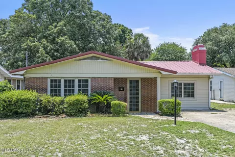 13 31st St, Gulfport, MS 39507