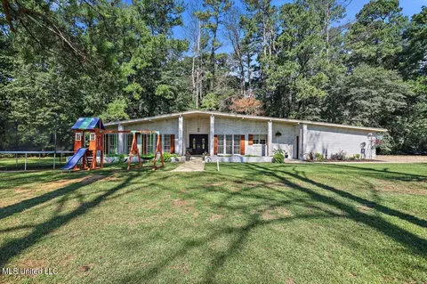 Exterior - 255 Nub Mcnair Rd, Magee, MS 39111 photo 10 of 14