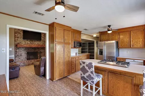 Kitchen - 255 Nub Mcnair Rd, Magee, MS 39111 photo 1 of 5