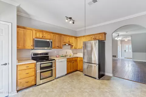 925 Cardinal Ln, Hernando, MS 38632 photo 5