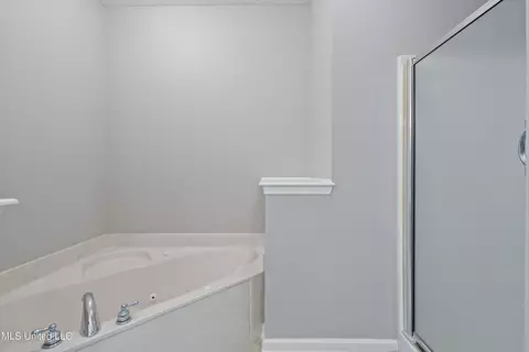 925 Cardinal Ln, Hernando, MS 38632 photo 14