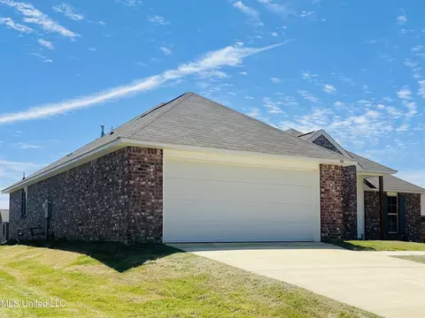 536 Fairway Ave, Byram, MS 39272 photo 1