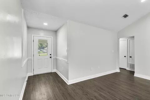 732 Cherry Park Blvd, Clinton, MS 39056 photo 8