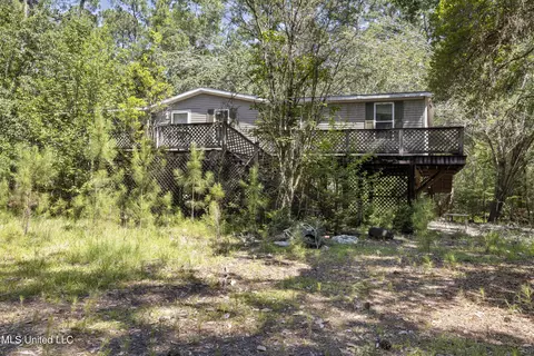 4143 Tux River Cir, Biloxi, MS 39532