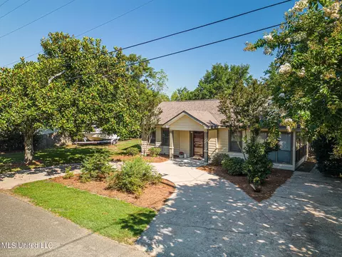 222 Pine St, Long Beach, MS 39560 photo 5