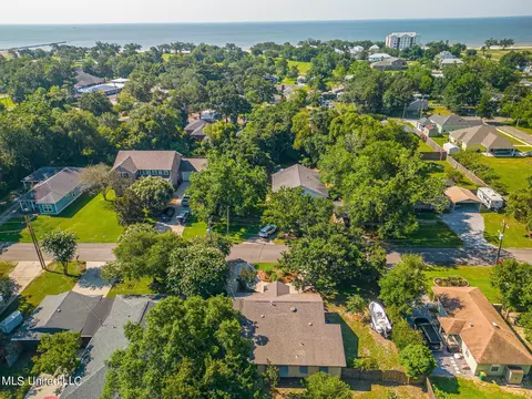 222 Pine St, Long Beach, MS 39560 photo 6