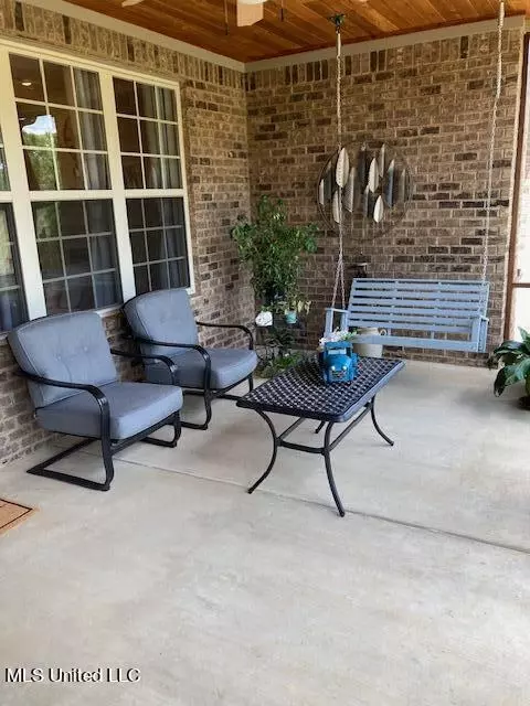 Exterior - 178 Winter Oaks, Lamar, MS 38642 photo 3 of 6