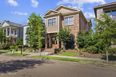 304 Eastpark St, Ridgeland, MS 39157