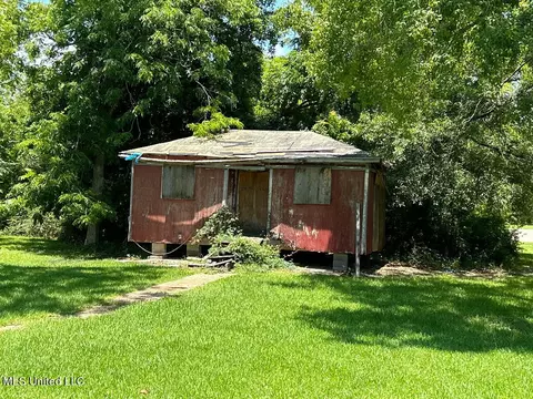 3516 20th St, Gulfport, MS 39501