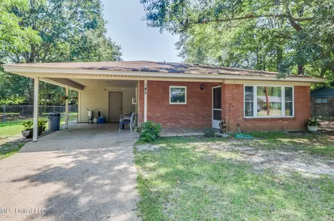 145 Gahan Dr, Gulfport, MS 39503