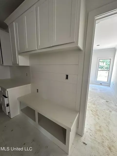 Entry Way - 324 Kearney Rd, Canton, MS 39046 photo 1 of 1