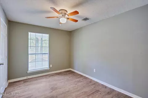 Bedroom - 2128 Thousand Oaks Dr, Jackson, MS 39212 photo 3 of 3