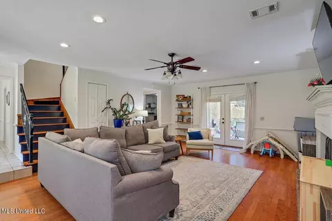 351 Hanley Cir, Brandon, MS 39047 photo 7