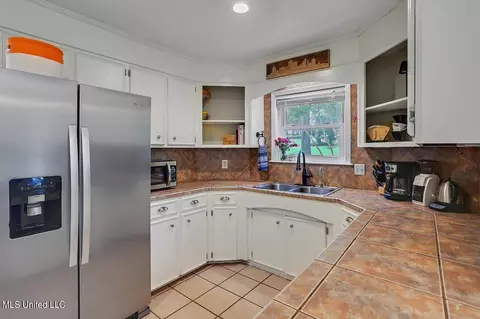 351 Hanley Cir, Brandon, MS 39047 photo 10