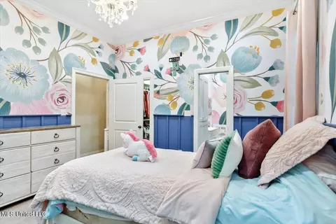 Bedroom - 13 Timber Ridge Dr, Laurel, MS 39443 photo 9 of 16